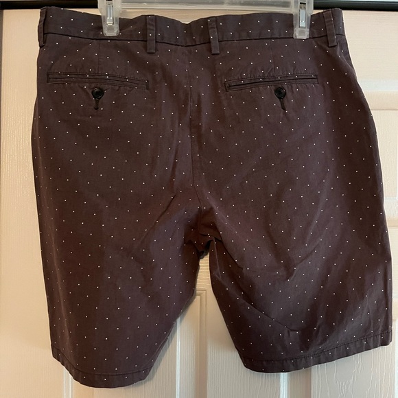 Old Navy Polka Dot Gray Shorts - Picture 2 of 2